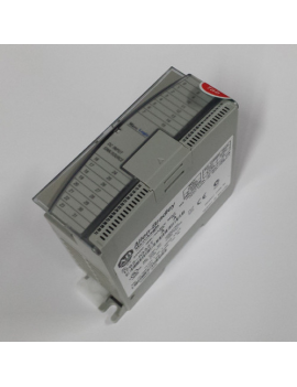 ALLEN BRADLEY 1762-IQ32T